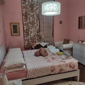 https://casa-aurora.italymilanhotels.net