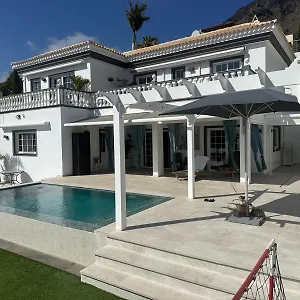 https://villa-zion-tenerife.in-canary-islands.com