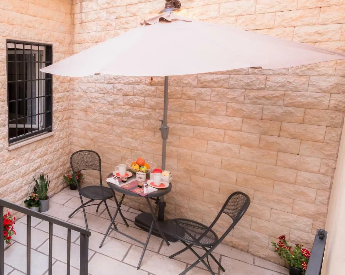 Apartment Leonina 75 Holidays Rome